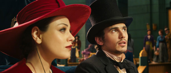 Oz the Great and Powerful: de werkelijk schandalig mooie Mila Kunis, met James Franco
