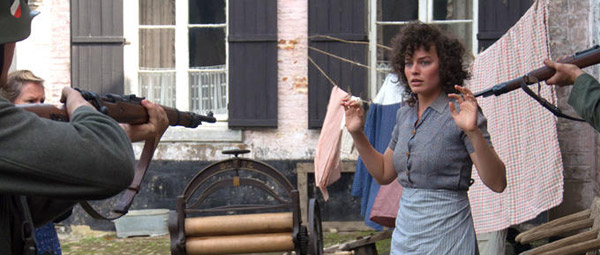 Suite francaise recensie: van The Wolf of Wall Street naar het Franse platteland...