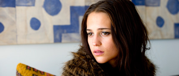Son of a Gun recensie: Alicia Vikander als 'object of affection'