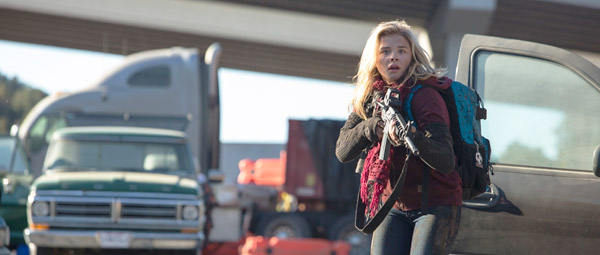 The 5th Wave-recensie: nogal bij elkaar gejat zooitje dat helaas nergens origineel wordt, ondanks het schijnbaar sterke bronmateriaal...