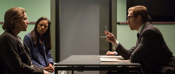 Our Kind of Traitor-recensie: aardige verfilming van waarschijnlijk niet Le Carré's beste boek, maar denk dat je er thuis op de bank meer van geniet dan in de bios...