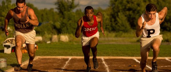 Race-recensie: rijkgevulde biopic, maar historisch nogal gammel en qua drama niet volledig bevredigend...