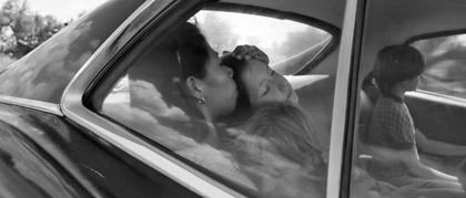 Roma-recensie: prachtig geschoten, rijkelijk gevuld met ontzettend interessante thema's, maar ook een geweldig eerbetoon van Cuarón aan z'n eigen nanny...