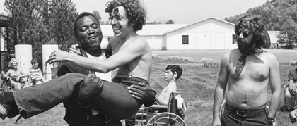 Crip Camp-recensie: geweldige balans tussen humor, empathie en enorme strijdvaardigheid...