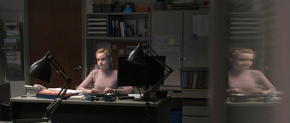 The Assistant-recensie: geweldige film die de toxische werksfeer toont waarin #metoo-schandalen kunnen plaatsvinden...