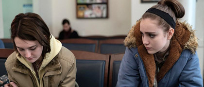 Never Rarely Sometimes Always-recensie: meanderende film met weinig dialogen, maar die zoveel meer te zeggen heeft...
