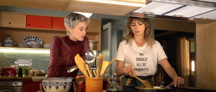 Madres paralelas-recensie: misschien wel Almodóvars beste film, met twee prachtrollen en een zeer rijk gevuld verhaal, ook over een zwarte bladzijde uit de Spaanse geschiedenis...