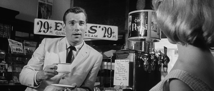 The Intruder-recensie: onmisbare Roger Corman-klassieker die nog altijd mega-urgent is, maar nu nooit meer zo gemaakt zou mogen worden..??