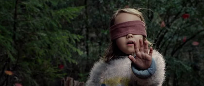 Bird Box-recensie: creepy sfeer, zeer goed geacteerd, mooie thema's, maar het verhaal is niet ontzettend origineel...